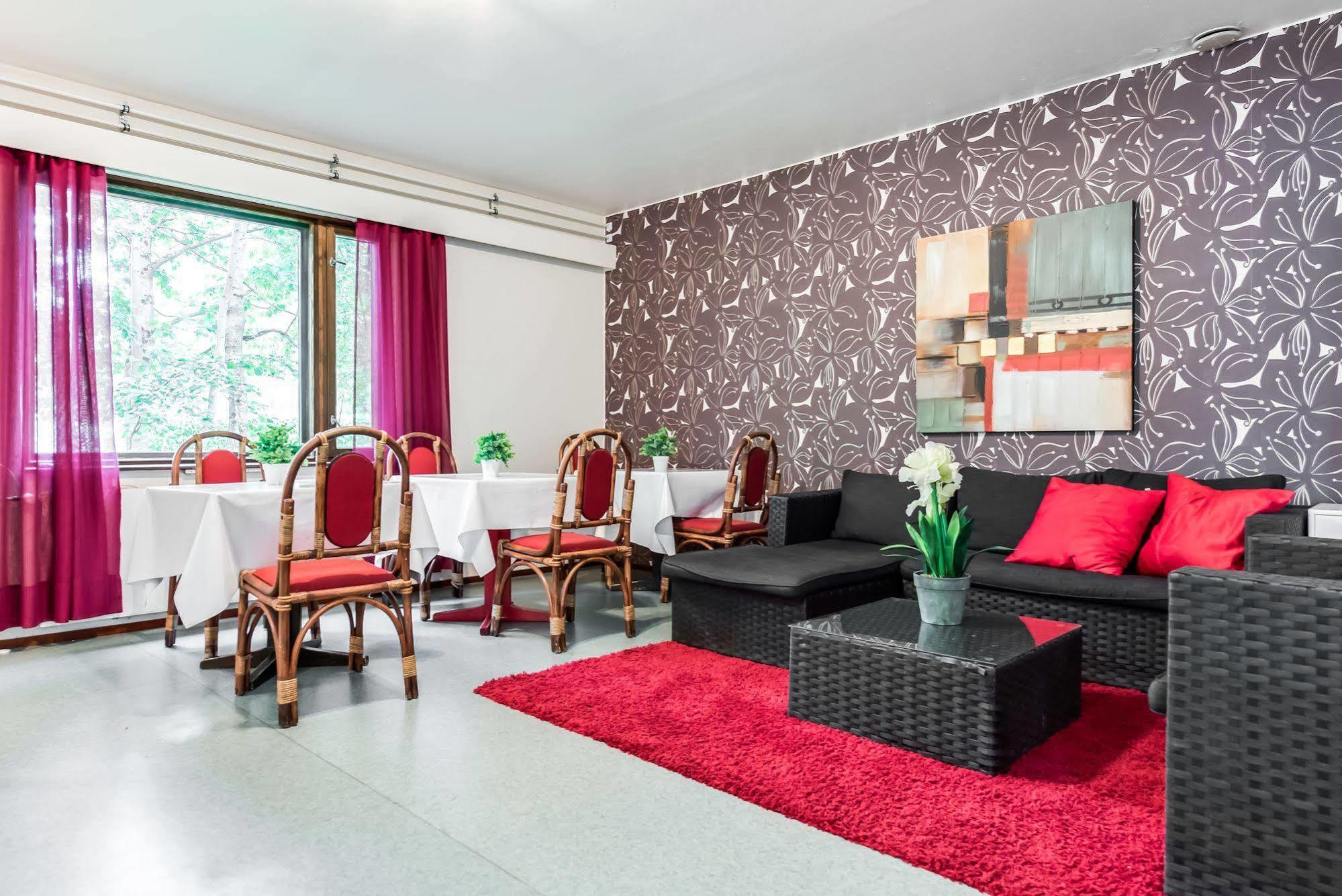 Hotel Pohjankievari เกมเปเล ภายนอก รูปภาพ